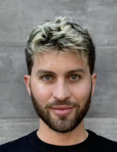 17+ Stylish Frosted Tips Hair for Men You Need to Try